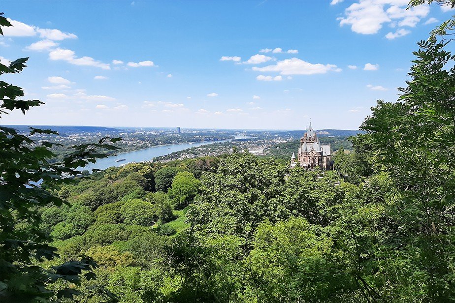  is bonn worth visiting: yes, check Drachenburg 