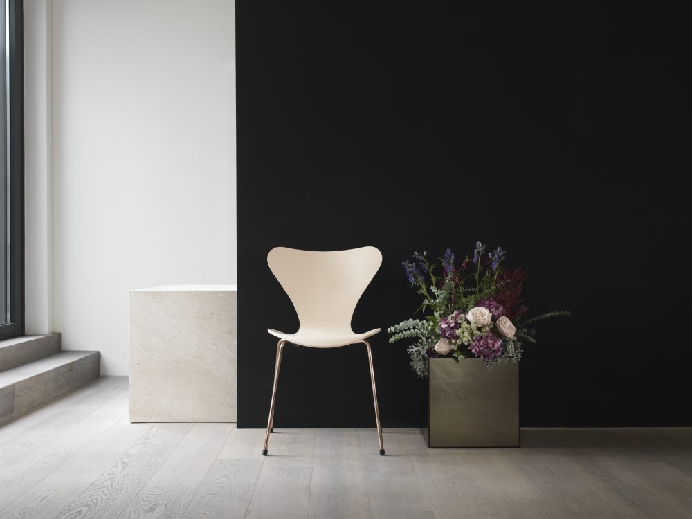 Design classics - the latest limited and anniversary editions highlights. Republic of Fritz Hansen