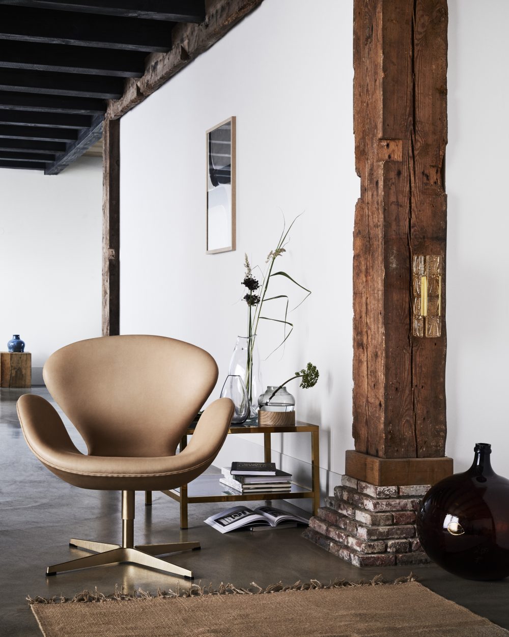 Republic of Fritz Hansen Swan - 60th anniversary edition