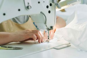 Checkpoints For Choosing The Right Apparel Manufacturer