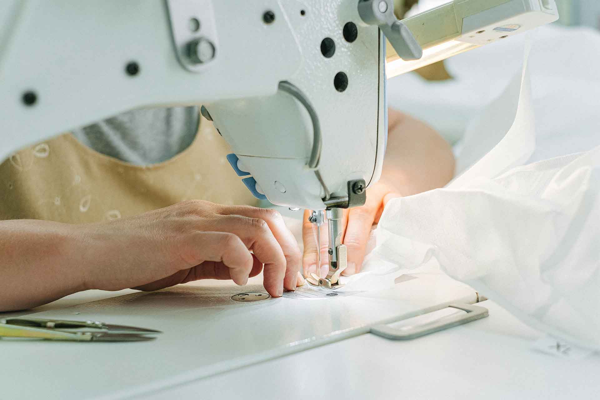 Checkpoints For Choosing The Right Apparel Manufacturer