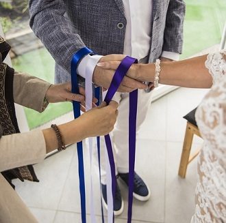 tijdens handfasting
