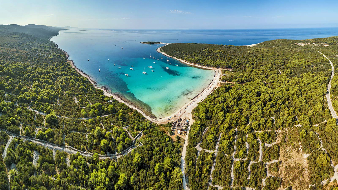 Denna bild har ett alt-attribut som är tomt. Dess filnamn är Sakarunbeach2rev2.jpg