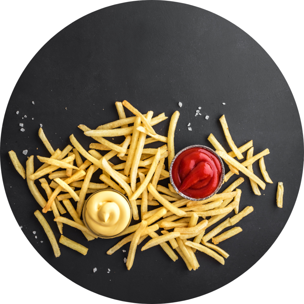 friet met mayonaise en ketchup bij frietwagen huren in breda met de sluis catering