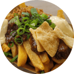 loaded fries rendang van de sluis catering in een friet met topping menu