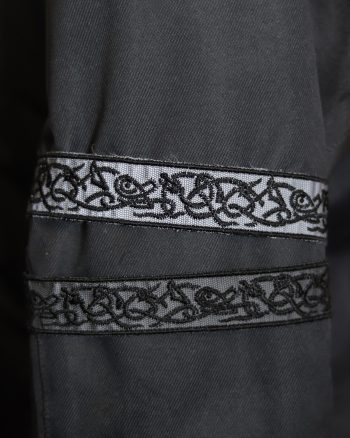Embroidered reflective reflective ribbon attachable at outerwear