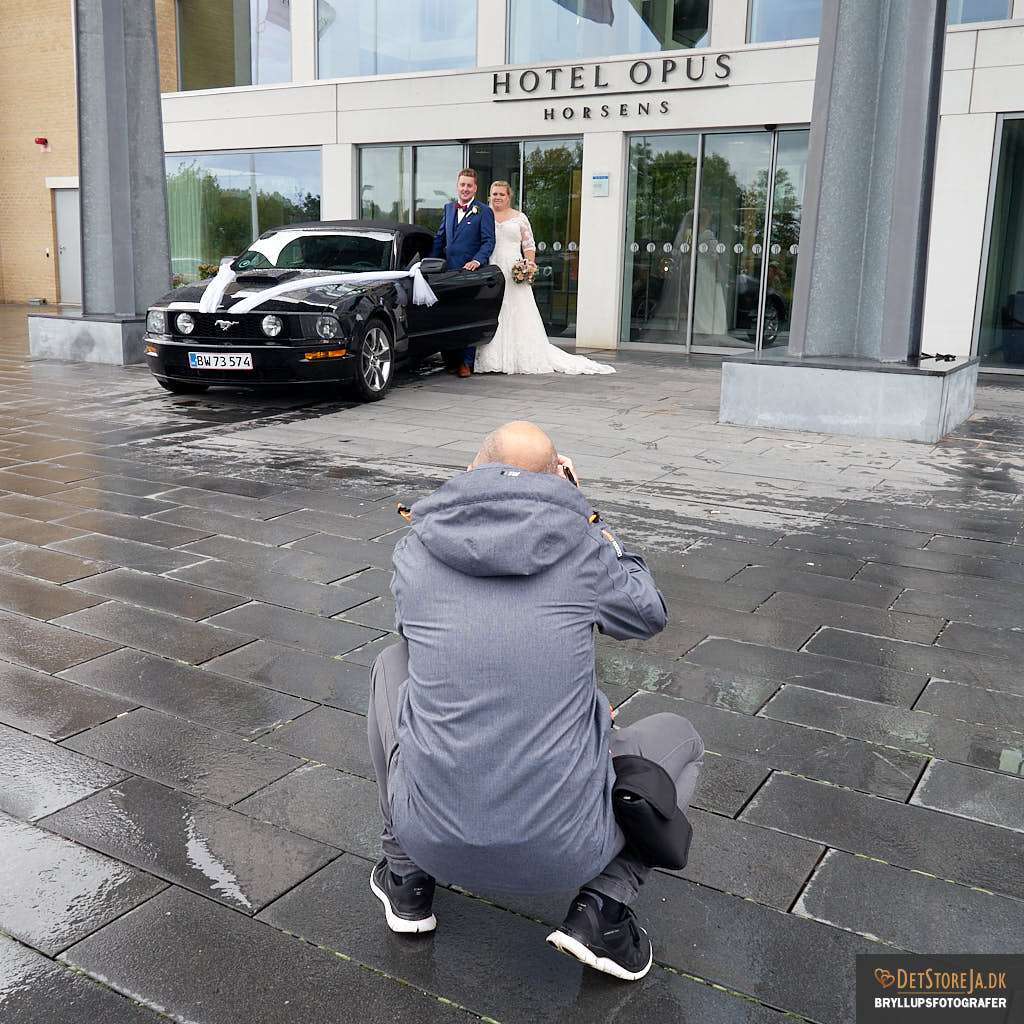 bryllupsfotograf horsens på arbejde