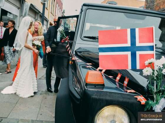 fotograf til bryllup randers bryllupsbil
