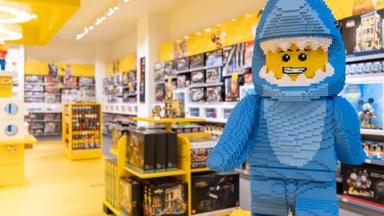 Lego-winkel in Brusselse Nieuwstraat opent de deuren