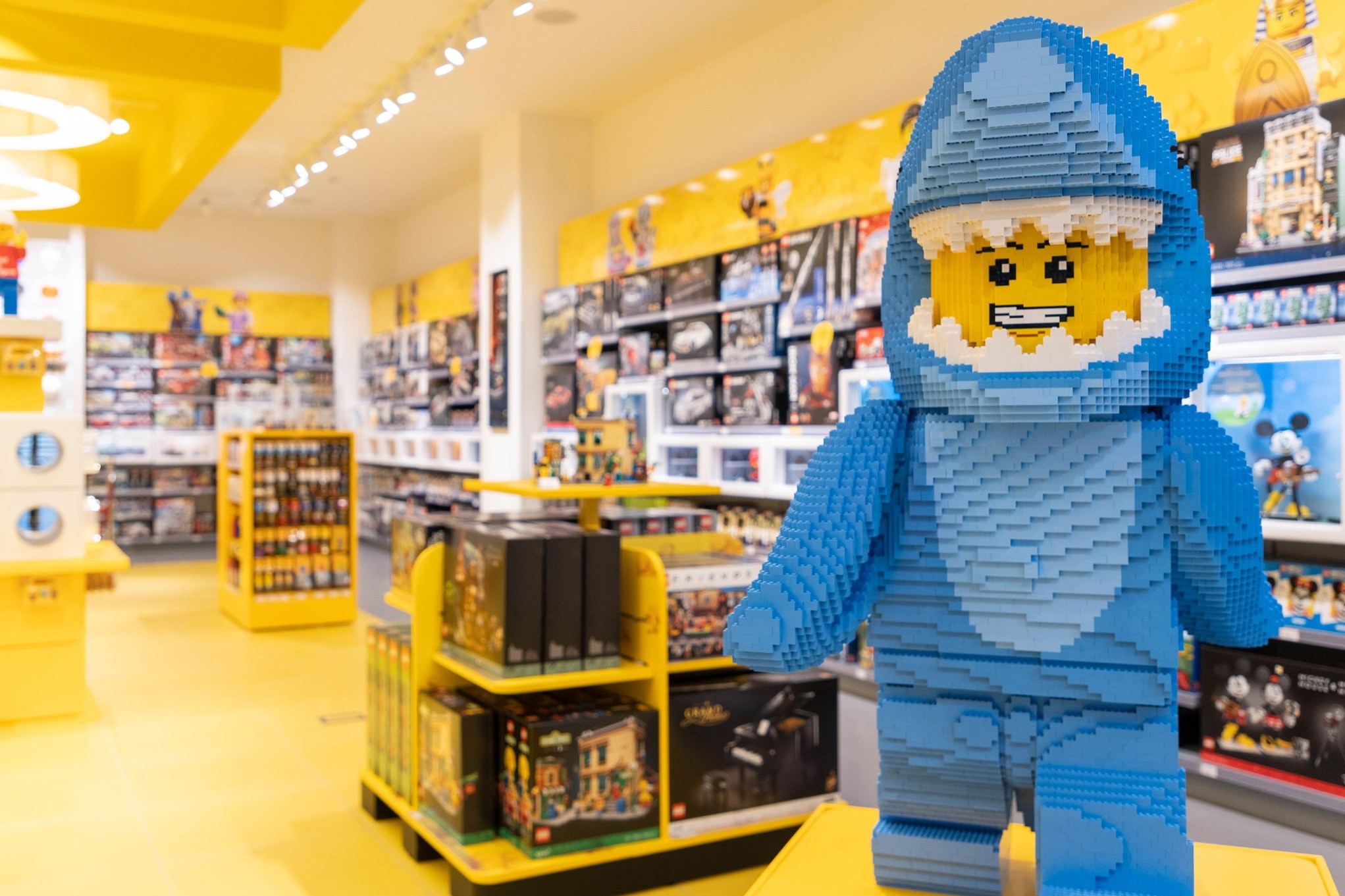 Lego-winkel in Brusselse Nieuwstraat opent de deuren - deugenieten