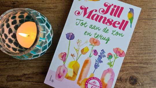 Jill Mansell zorgt met ‘Tot aan de zon en terug’ voor zomerse feelgood