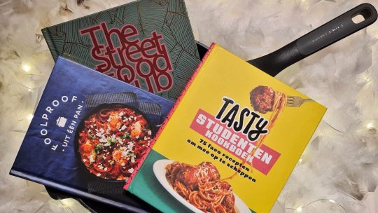 Cadeautip: 5 boeken die elke foodie in huis moet hebben