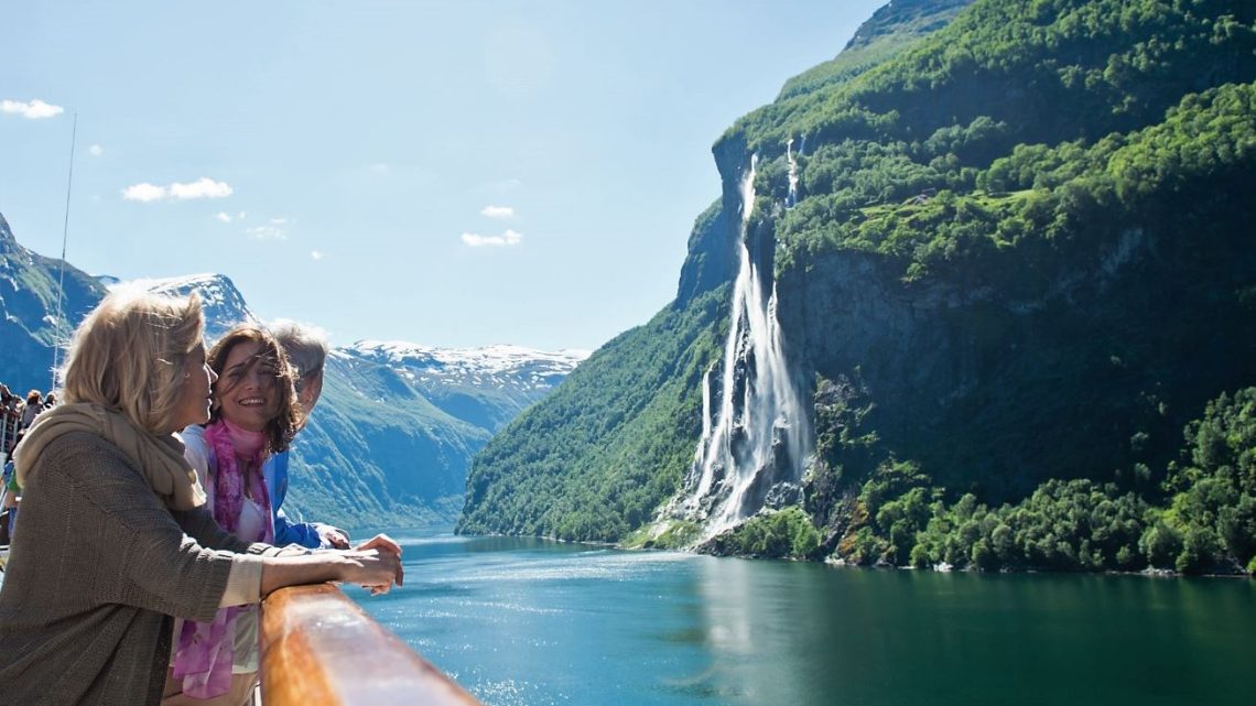 Drive & Cruise: Ontdek de schoonheid en rust van de Noorse fjorden