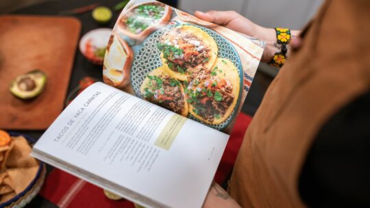 12 boeken die elke foodie in huis moet hebben