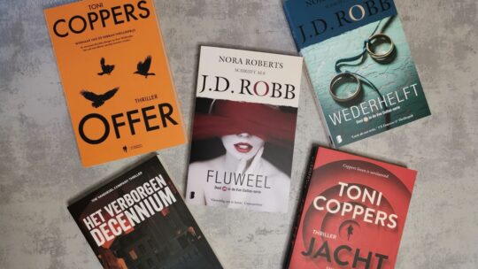 Thrillers op de boekenplank van Deugenieten