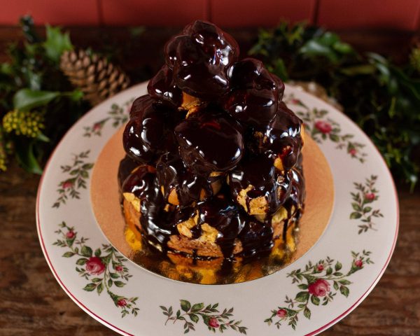 Toren van profiteroles