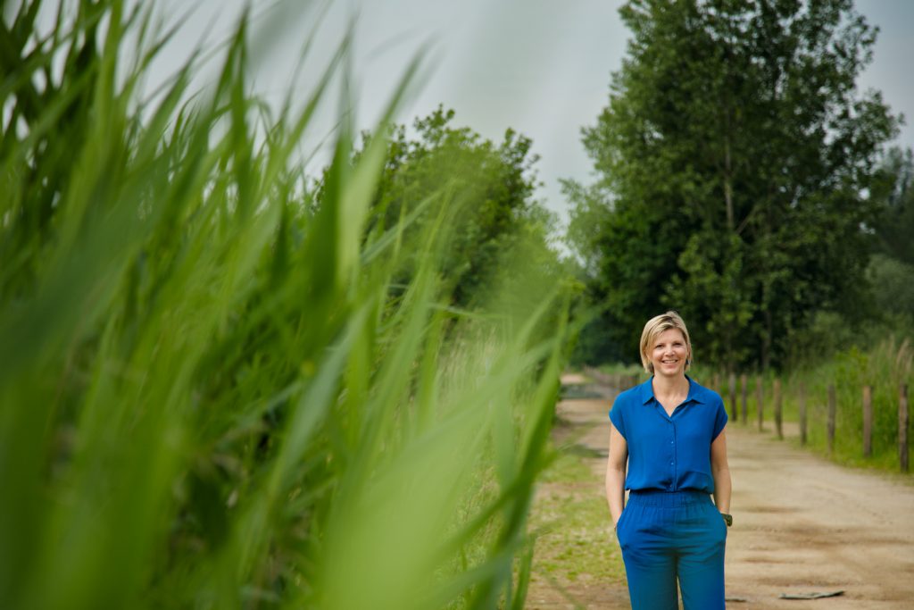 Jobcoach Liesbet Peeters in de natuur