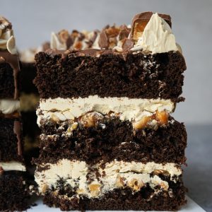Mega riešutinis šokoladinis tortas