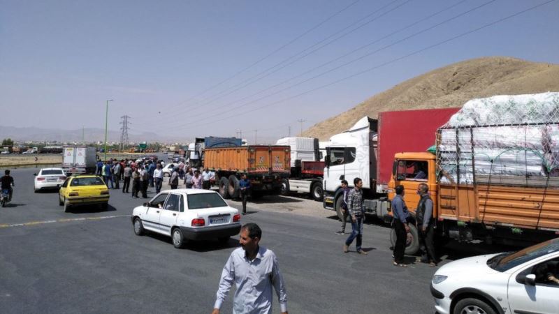 در پی اعتصاب سراسری کامیون‌داران و رانندگان؛ پیشنهاد افزایش ۲۰ درصد کرایه از سوی دولت