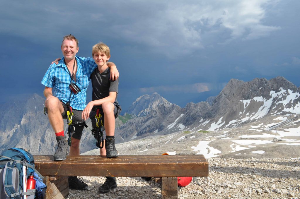 Gerhard von Kapff mit einem seiner Söhne