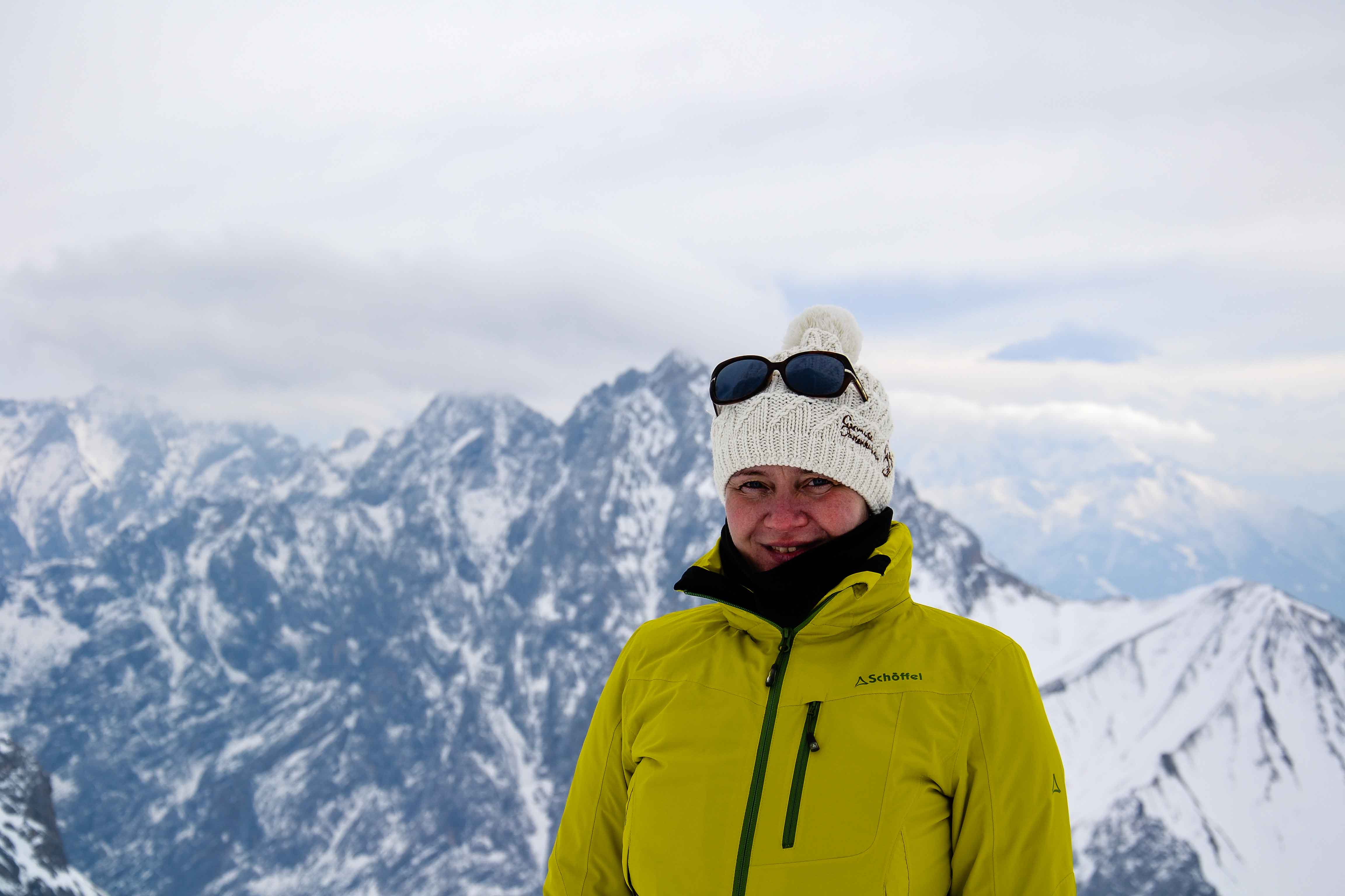 Auf der Zugspitze vor gewaltiger Kulisse. Foto: Birgit Pielen