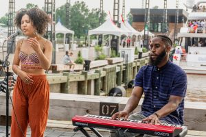 Musiker an der Southwest Waterfront Promenade The Wharf in Washington DC. Foto: Flora Jädicke