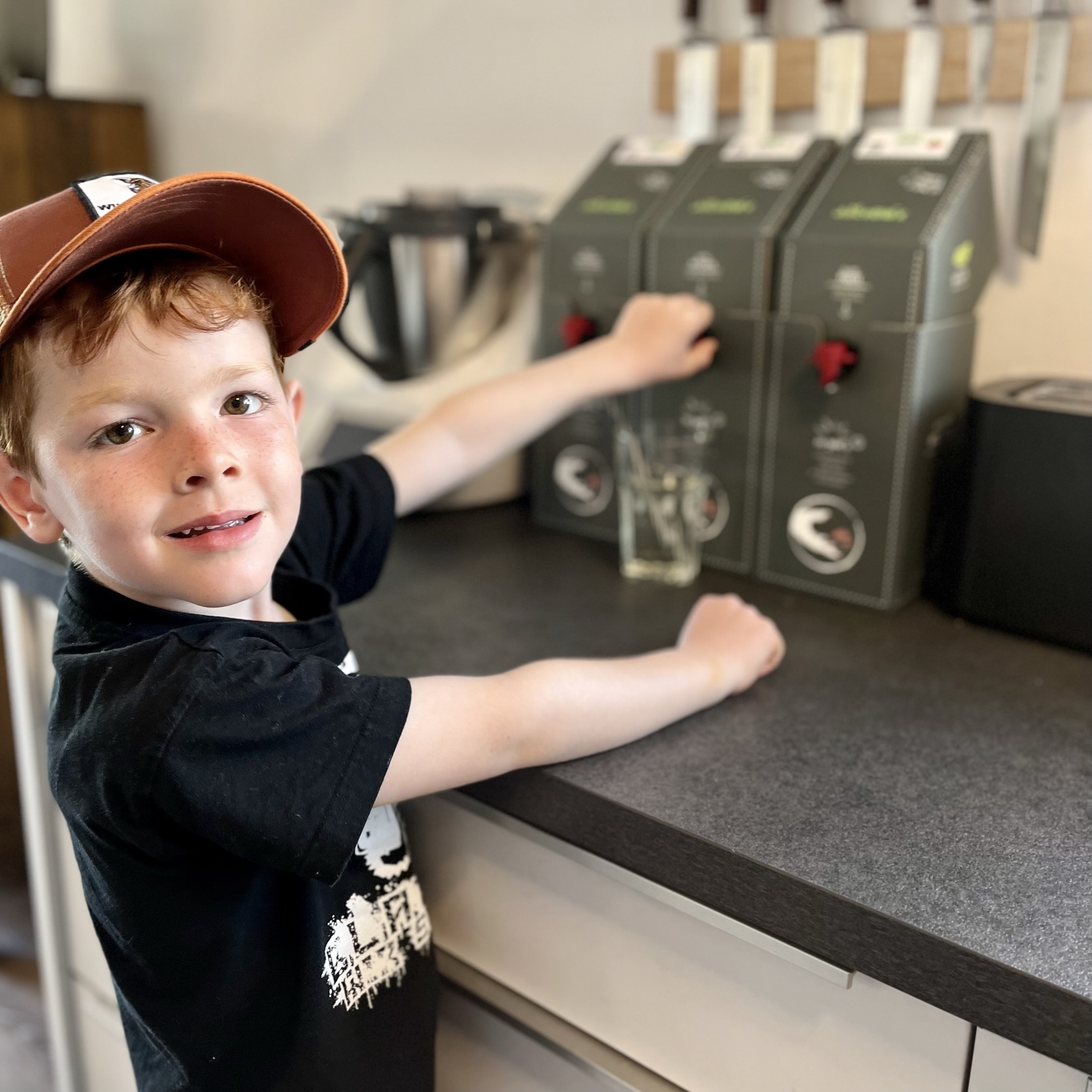 JuiceBox.at unser Saft Booster für den Sodastream Lecker, günstig, nachhaltig. DieWarentester.de
