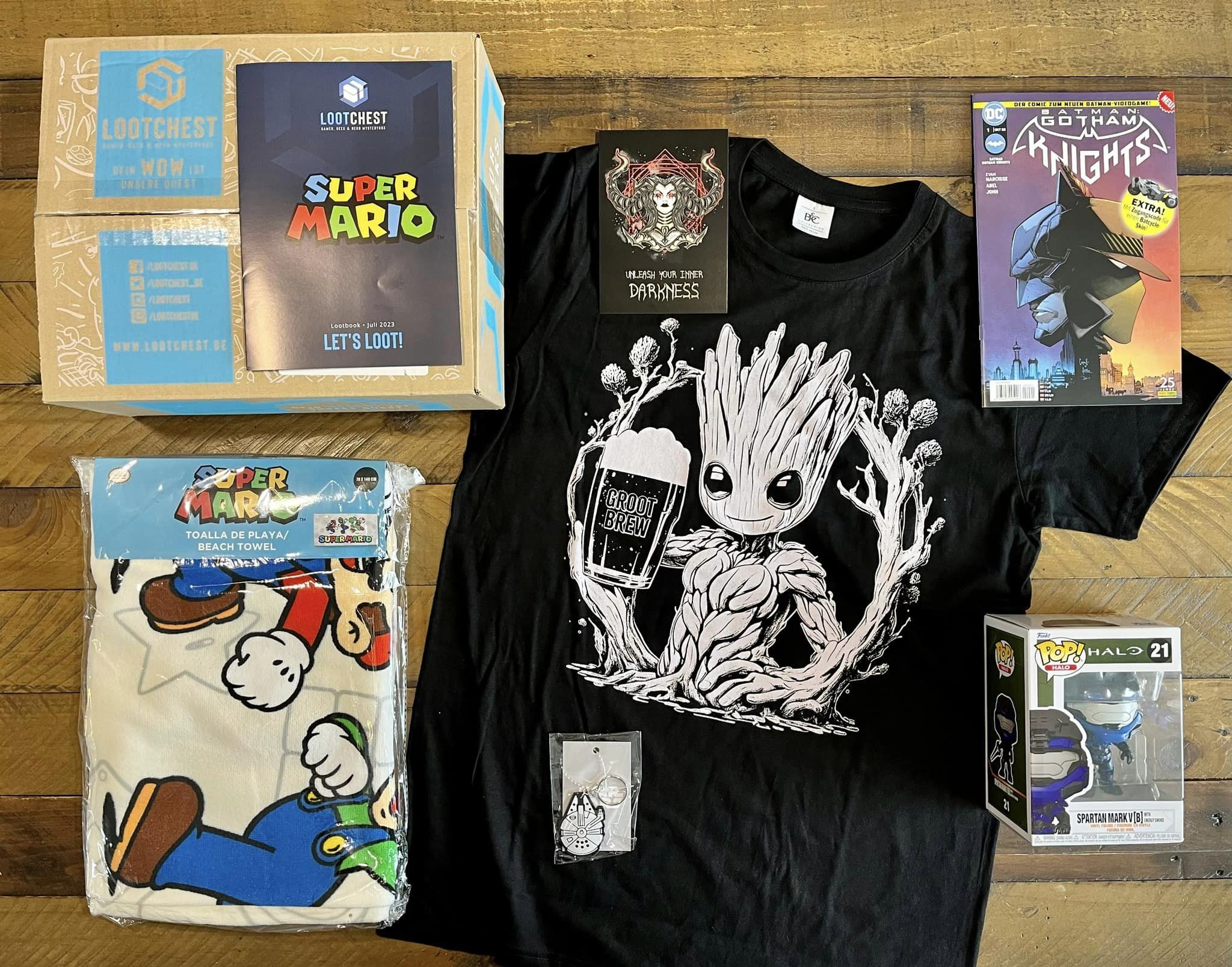 Lootchest Die Lootchest Box im Juli - DieWarentester.de