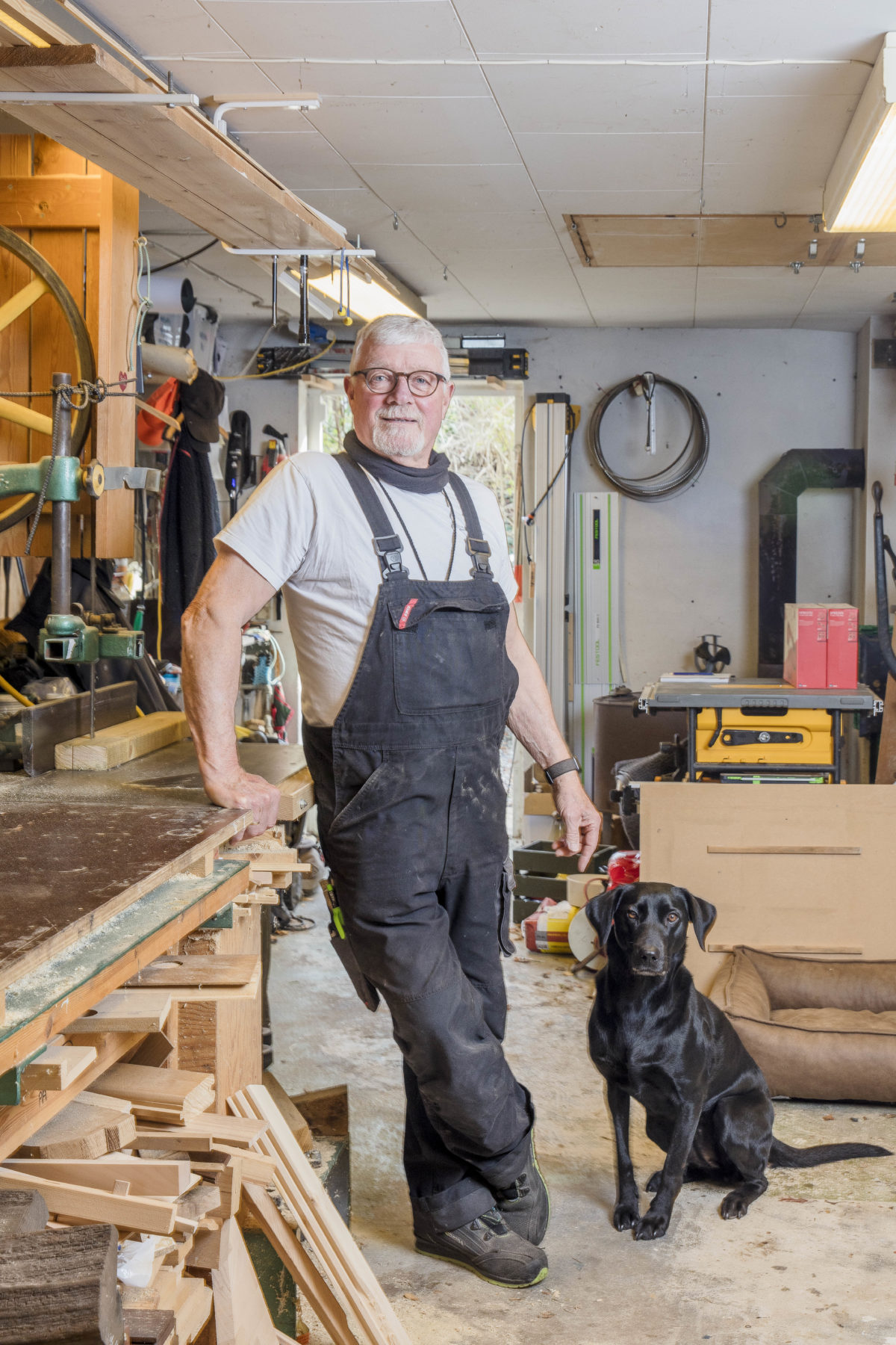 HUGO MAX NIELSEN, 70 år, handyman