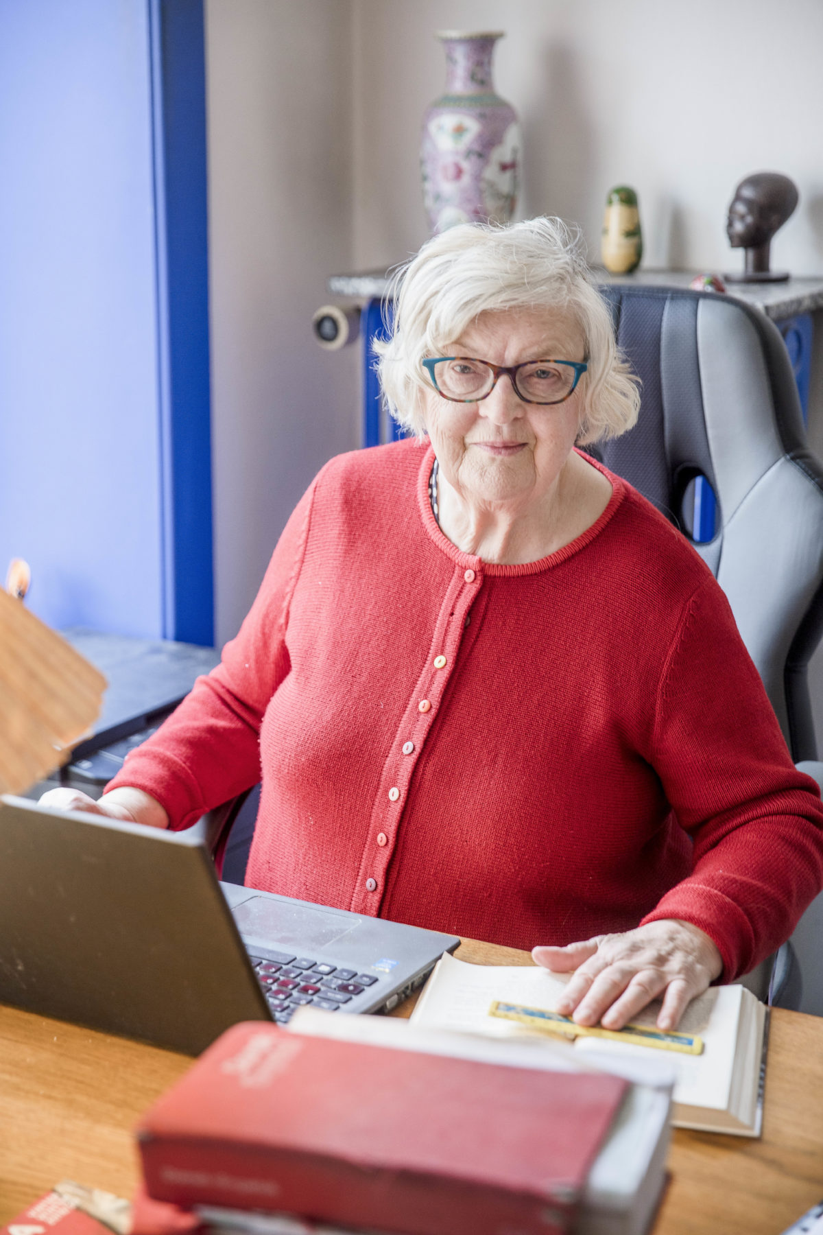 ANNA HALAGER, 80 år, litterær oversætter