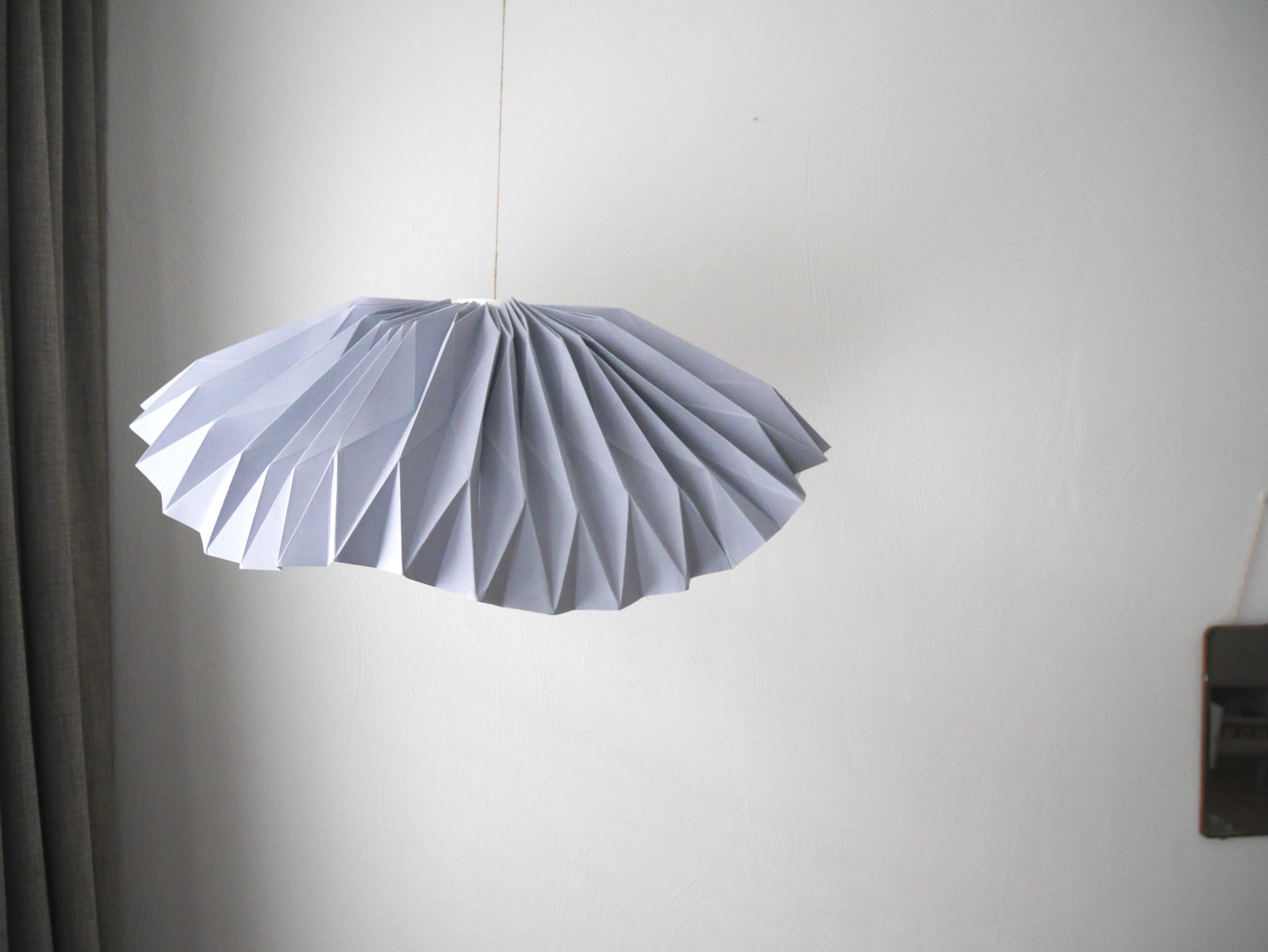 DIY | Zo vouw je een origami lampenkap