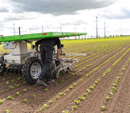 FarmDroid-markrobot med i prisvindende “Clarkson’s Farm”