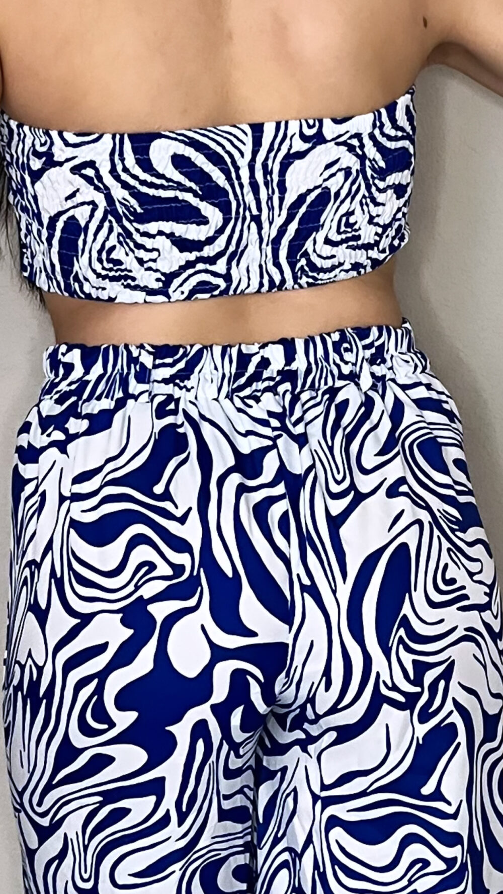 Conjunto largo estampado color azul eléctrico mujer