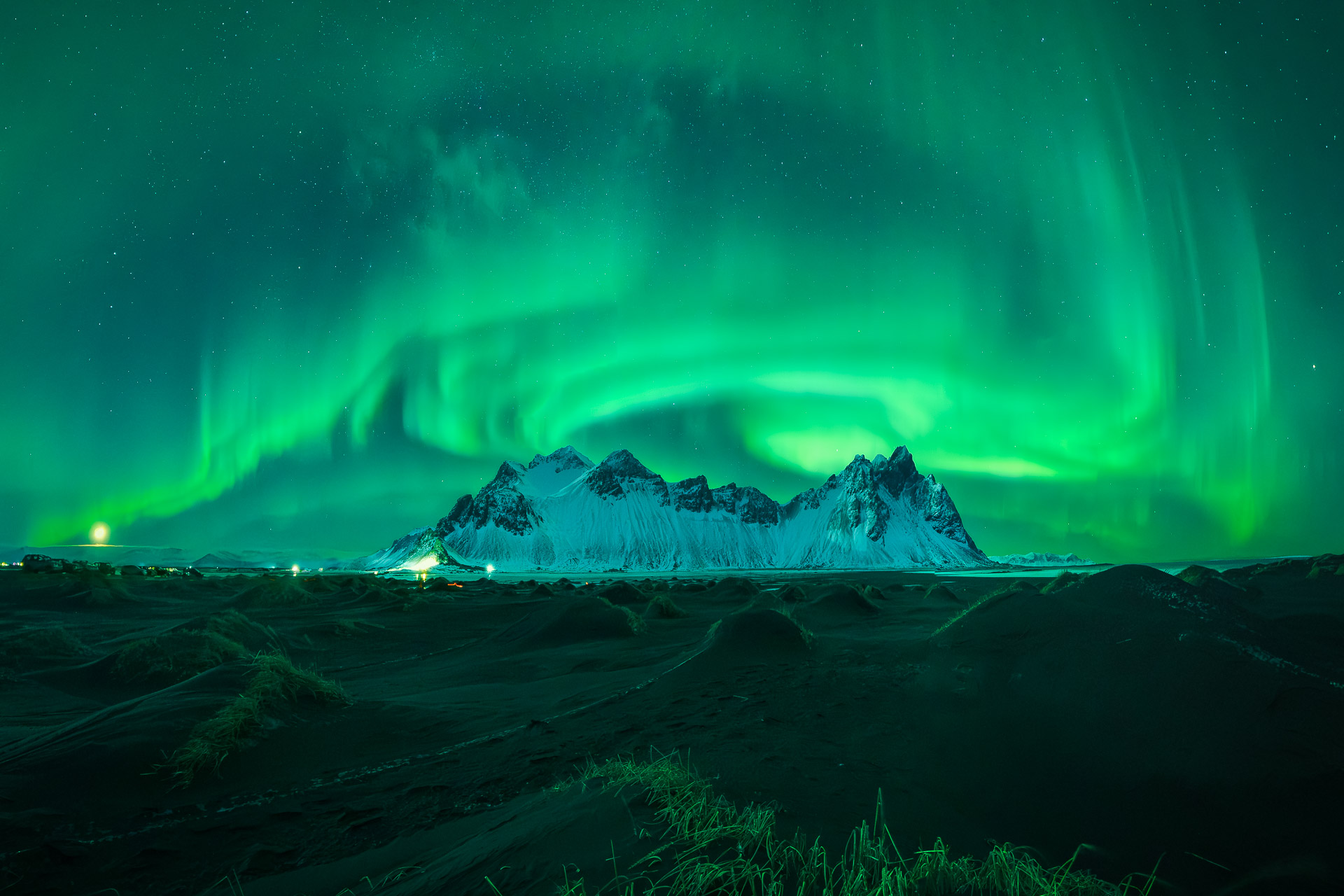 aurora sobre stokksnes @ DIVcreativo – David de la Iglesia – Fotografía de paisaje aurora sobre stokksnes @ DIVcreativo - David de la Iglesia - Fotografía de paisaje