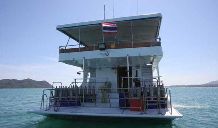 Liveaboard MV Pawara Similan Islands - Scuba Diving School Phuket