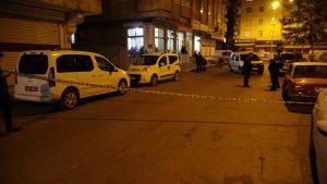 Diyarbakır’da Husumetli iki grup sokak ortasında çatıştı