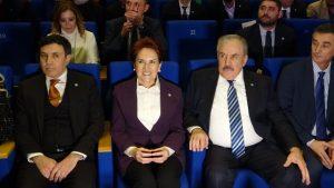 AKŞENER, DİYARBAKIR'DA PARTİSİNİN 2. OLAĞAN KONGRESİNE KATILDI