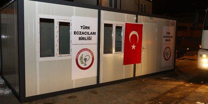 turk-eczacilari-birligi-deprem-bolgesine-konteyner-eczaneleri-gonderdi
