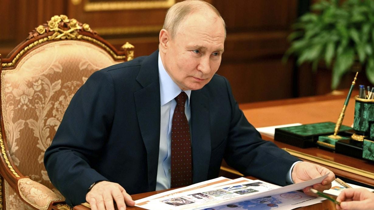 Rusya Devlet Başkanı Vladimir Putin Yasayı Onayladı