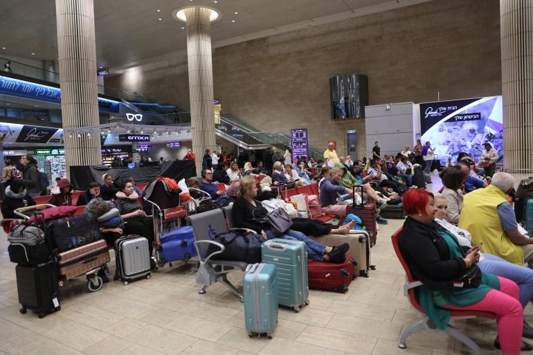Major international airlines suspend flights to Israel amid war on Gaza | Israel-Palestine conflict News | Al Jazeera