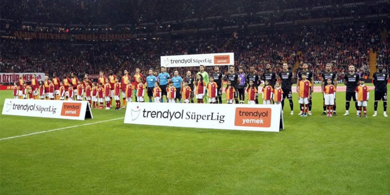 Galatasaray 3 puan peşinde! İşte Okan Buruk'un Alanyaspor maçı muhtemel 11'i