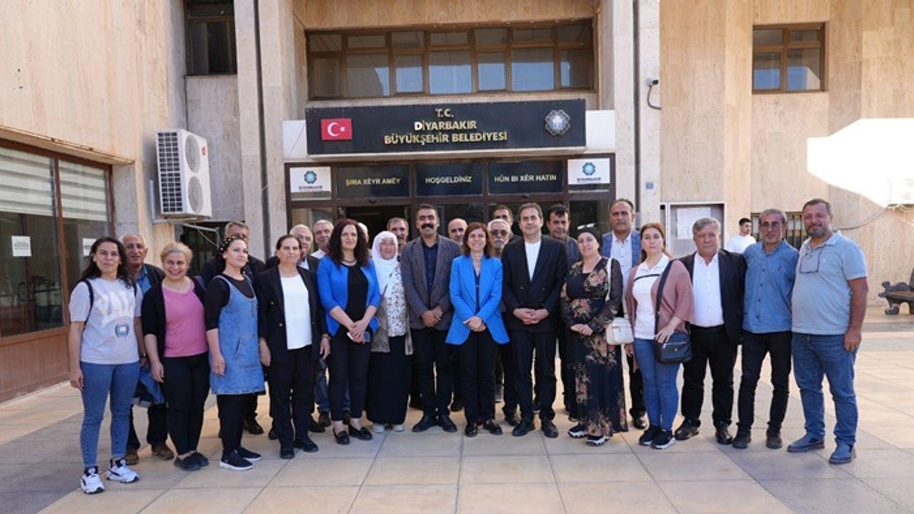 DEM Parti’den Diyarbakır Büyükşehir Eş Başkanlarına ziyaret