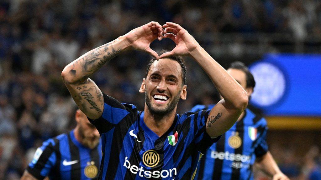 Hakan Çalhanoğlu, Serie A'da penaltı rekorunu kırdı