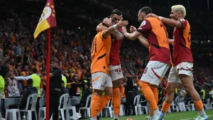 Galatasaray Kadıköy'e lider gidiyor! Gaziantep FK'yı farklı yendi