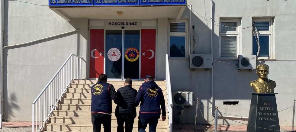 Diyarbakır'da hakkında 53 yıl 8 ay hapis cezası olan şahıs yakalandı