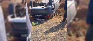 Diyarbakır'da otomobil şarampole devrildi: 1 yaralı