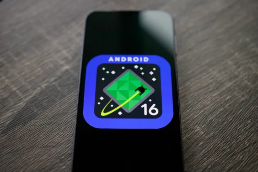 Android 16 yeni özelliği gece kuşlarına yarayacak!