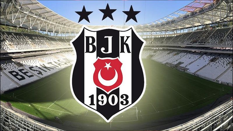 Beşiktaş’ta istifa sesleri yükseliyor: Van Bronckhorst ile yollar ayrılabilir