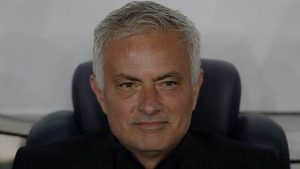 Mourinho’dan Kayserispor maçı sonrası açıklamalar: “10 gol atabilirdik”