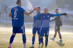 Erzurumspor FK-Ayvalıkgücü Belediyespor:3-2 (MAÇ SONUCU)